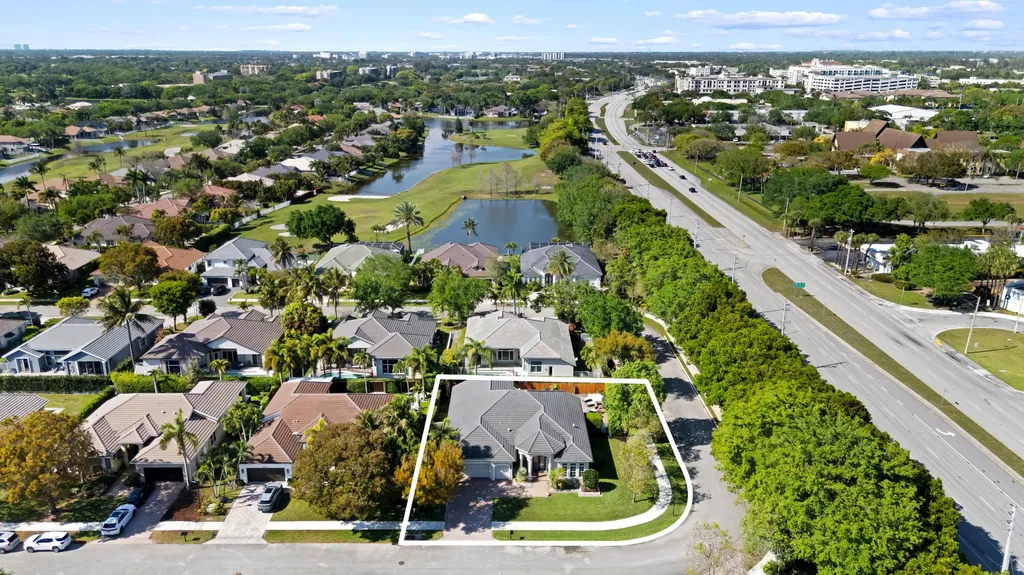 8019 S Savannah Circle Davie FL 33328