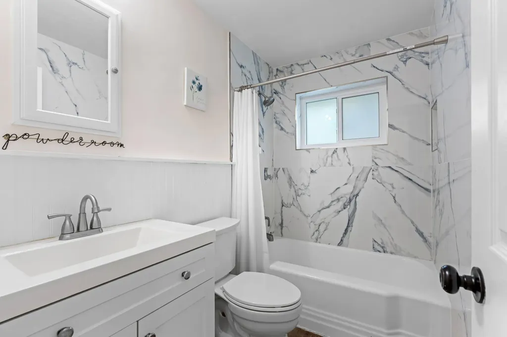2861 SW 9th Street Boynton Beach FL 33435