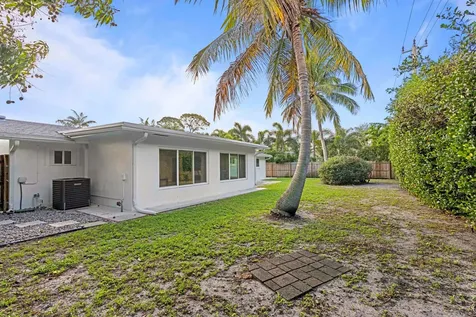 2861 SW 9th Street Boynton Beach FL 33435