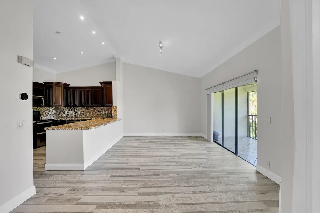 704 Freedom Court Deerfield Beach FL 33442