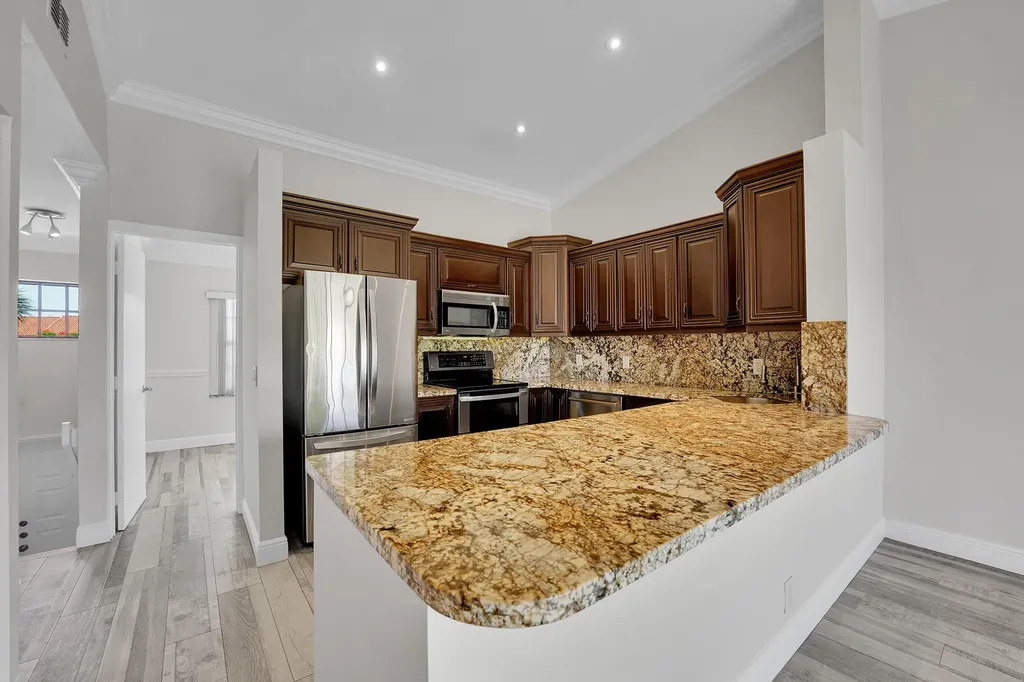 704 Freedom Court Deerfield Beach FL 33442