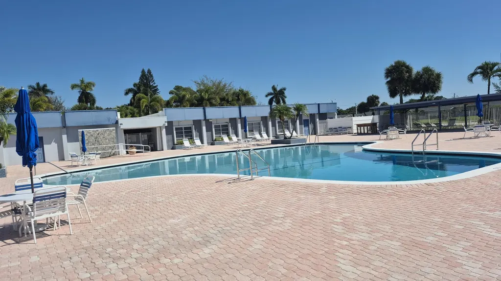 5423 Cresthaven Boulevard West Palm Beach FL 33415