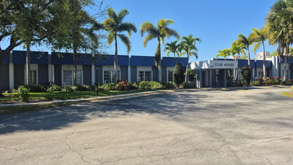 5423 Cresthaven Boulevard West Palm Beach FL 33415