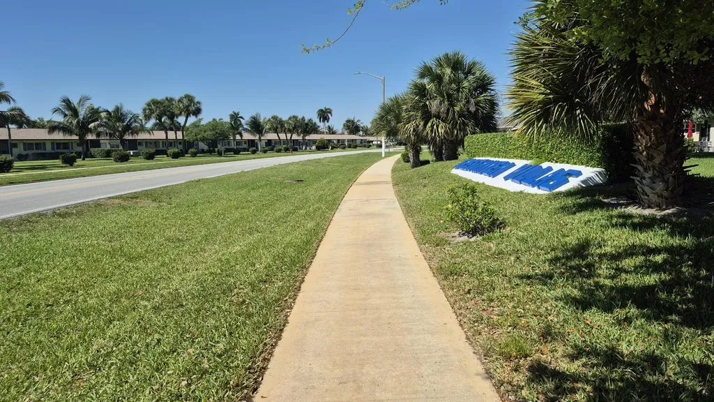 5423 Cresthaven Boulevard West Palm Beach FL 33415