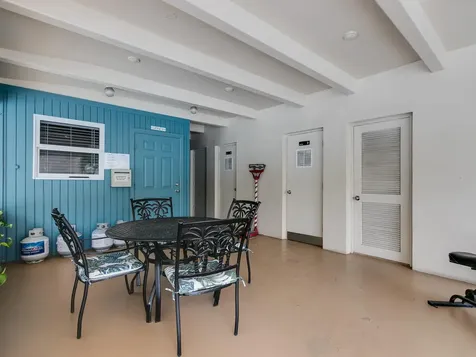 300 NE 14th Avenue Hallandale Beach FL 33009
