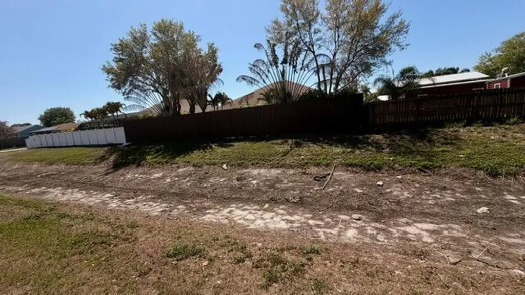 2490 SW Bayshore Boulevard Port St Lucie FL 34984