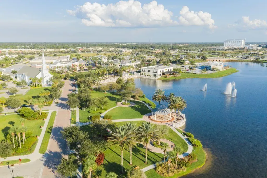 2490 SW Bayshore Boulevard Port St Lucie FL 34984