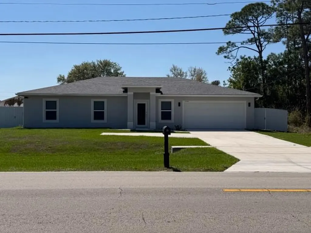 2490 SW Bayshore Boulevard Port St Lucie FL 34984