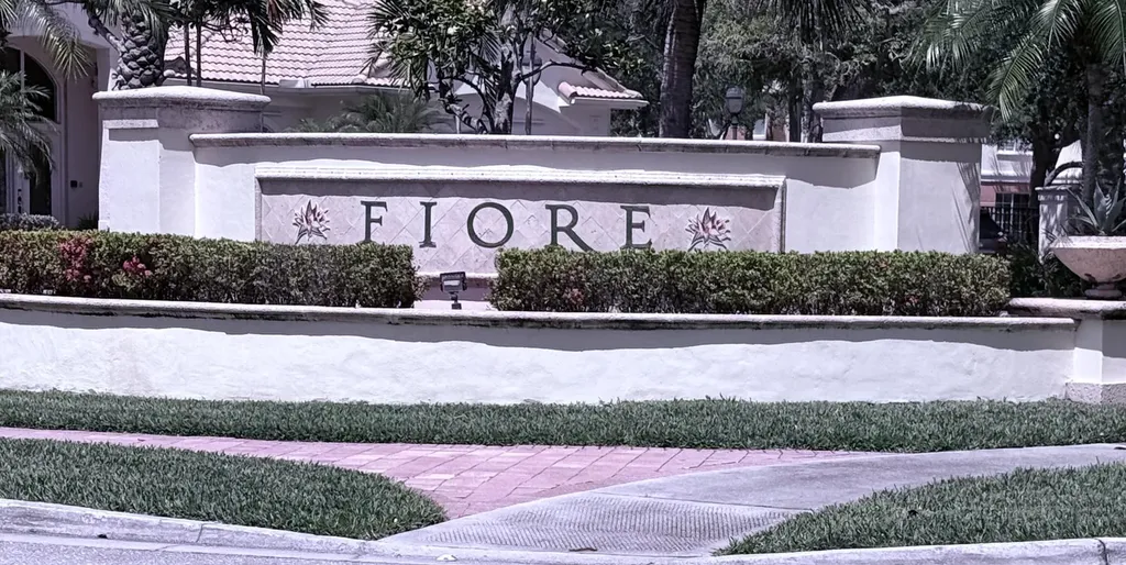 1101 Myrtlewood Circle E Palm Beach Gardens FL 33418