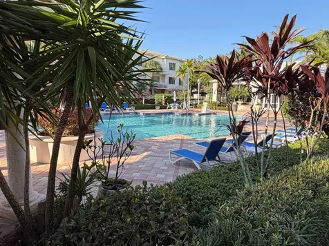 1101 Myrtlewood Circle E Palm Beach Gardens FL 33418