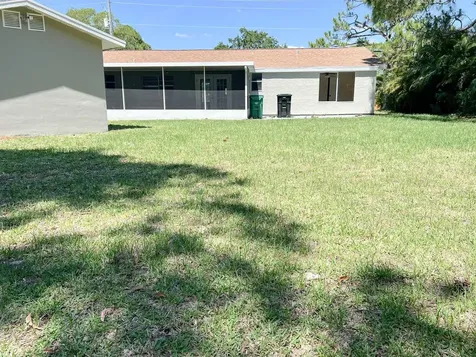 643 NW Grenada Street Port St Lucie FL 34983