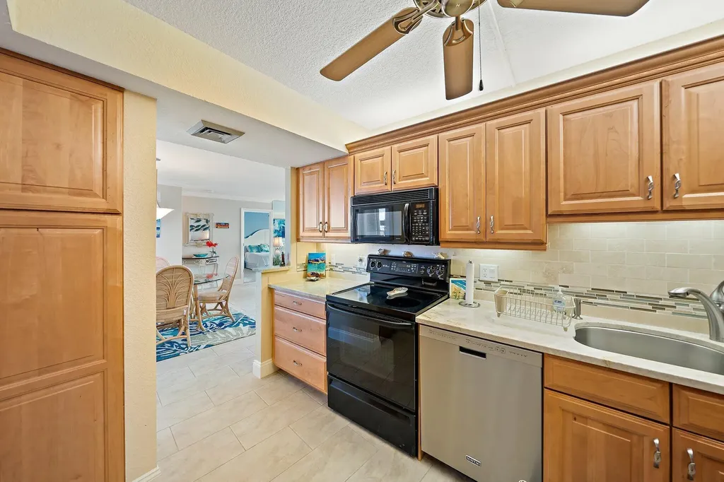100 Ocean Trail Way Jupiter FL 33477