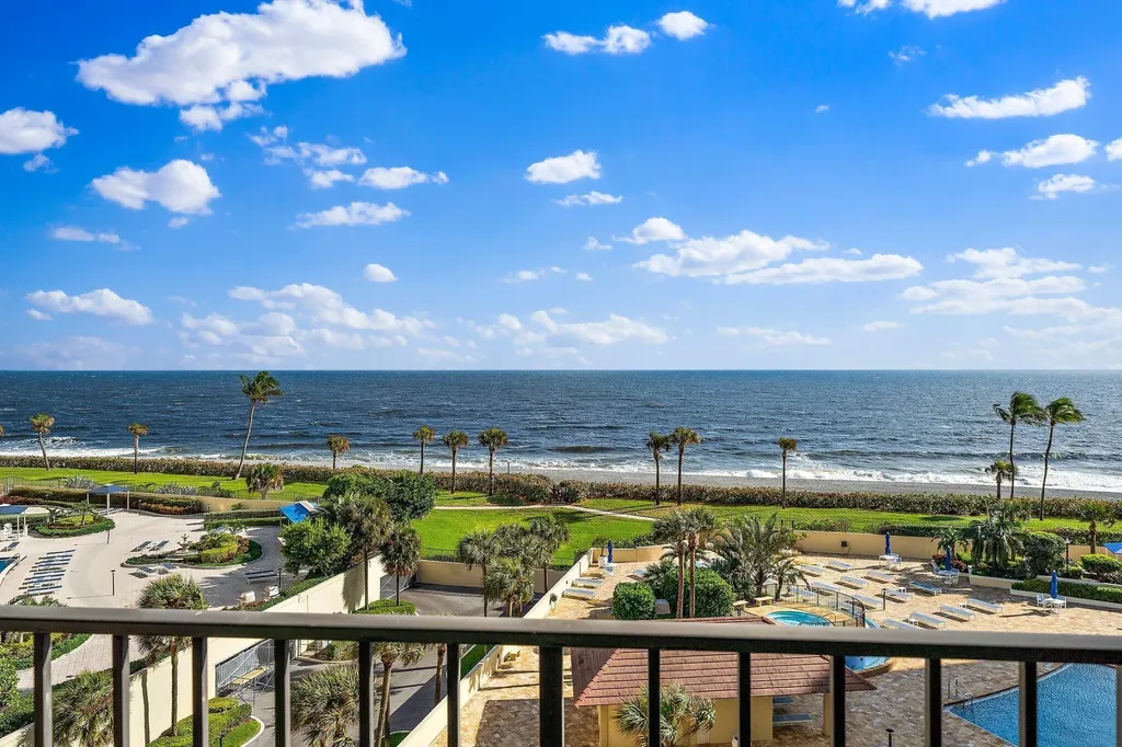 100 Ocean Trail Way Jupiter FL 33477