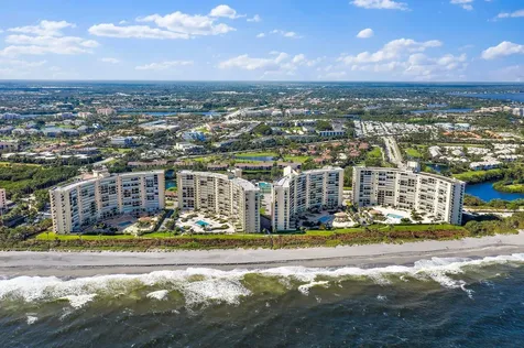 100 Ocean Trail Way Jupiter FL 33477