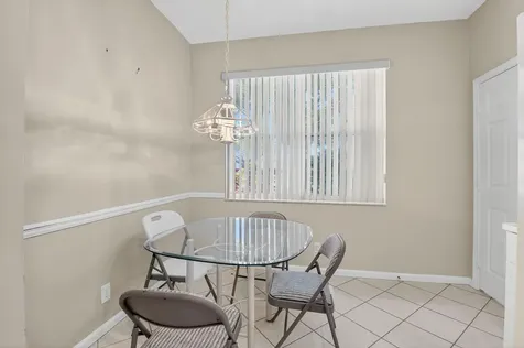 10612 Royal Caribbean Circle Boynton Beach FL 33437