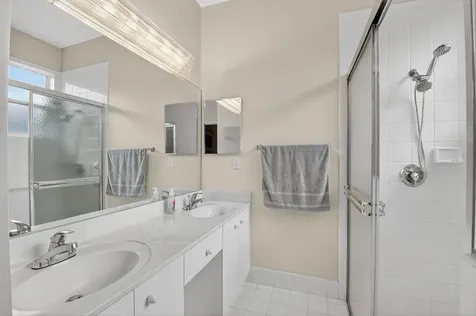 10612 Royal Caribbean Circle Boynton Beach FL 33437