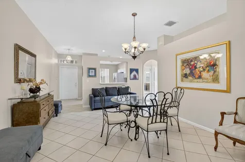 10612 Royal Caribbean Circle Boynton Beach FL 33437