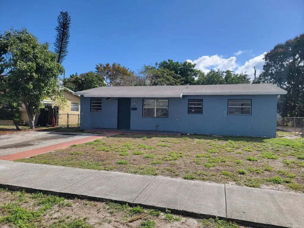 5320 NE 9th Avenue Deerfield Beach FL 33064