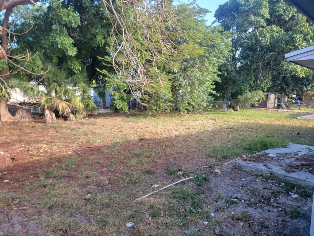 5320 NE 9th Avenue Deerfield Beach FL 33064