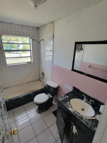 5320 NE 9th Avenue Deerfield Beach FL 33064