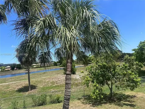 7021 Environ Boulevard Lauderhill FL 33319