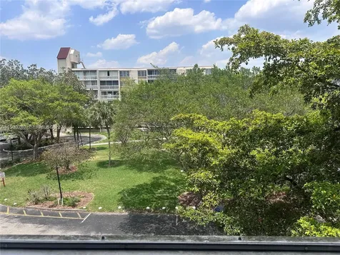 7021 Environ Boulevard Lauderhill FL 33319