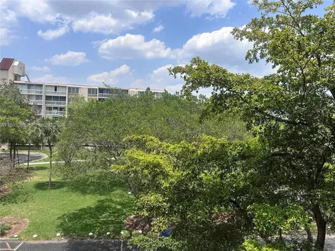7021 Environ Boulevard Lauderhill FL 33319