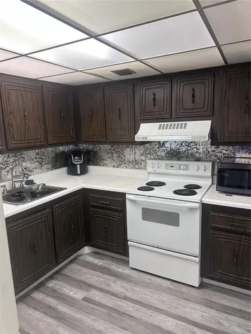 7021 Environ Boulevard Lauderhill FL 33319