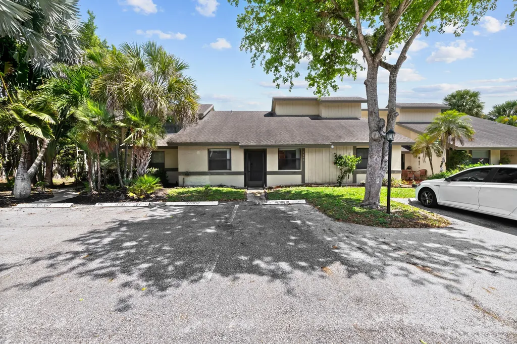 9260 Ketay Circle Boca Raton FL 33428