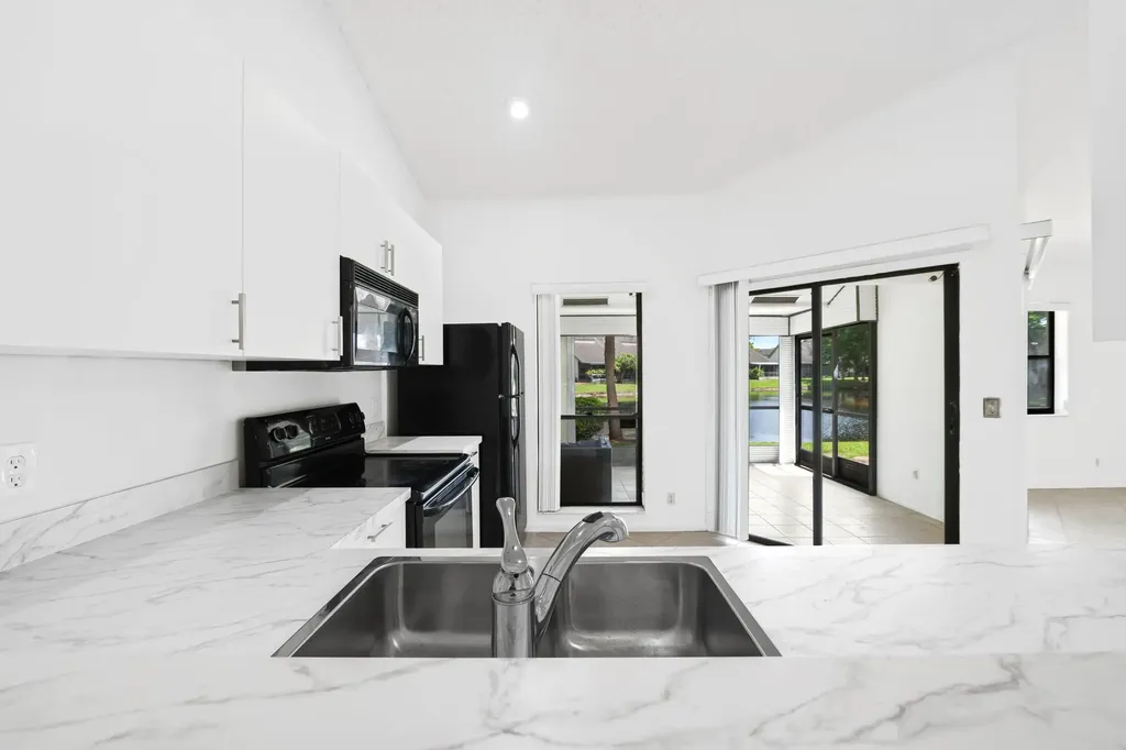 9260 Ketay Circle Boca Raton FL 33428