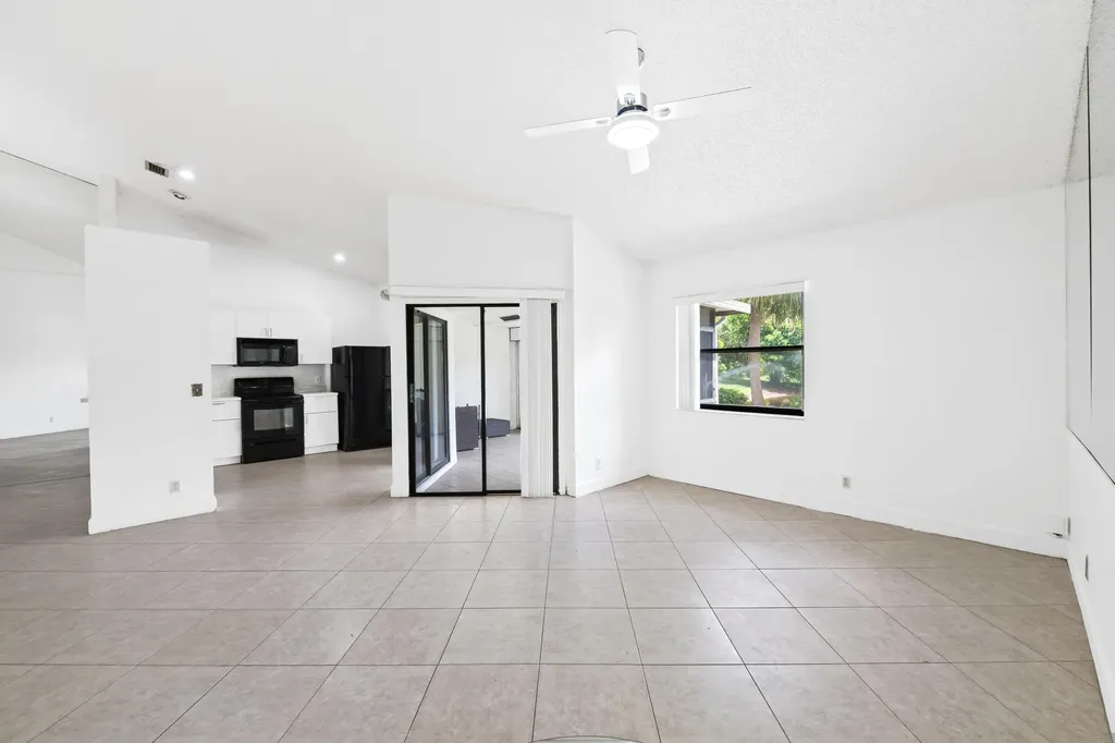 9260 Ketay Circle Boca Raton FL 33428