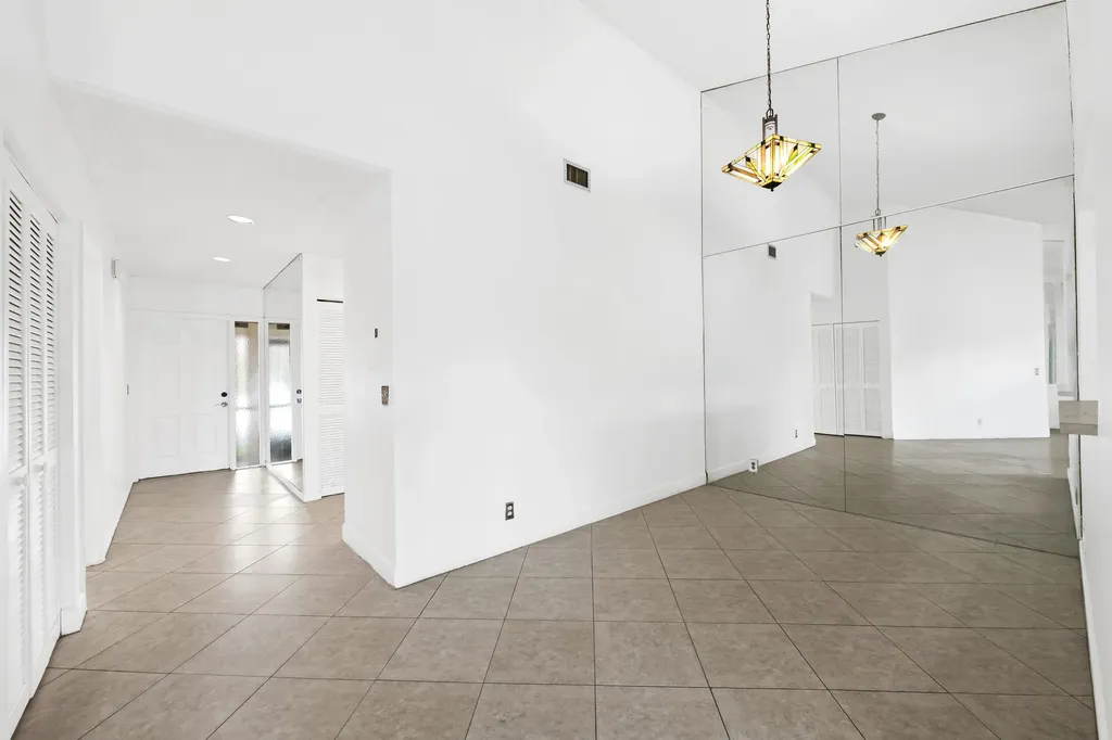 9260 Ketay Circle Boca Raton FL 33428