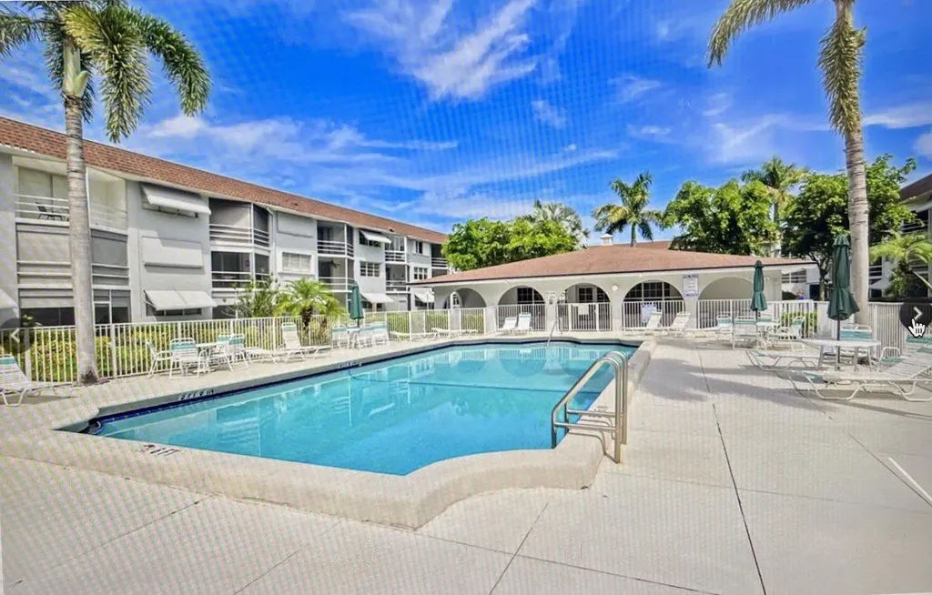 400 SE 10th Street Deerfield Beach FL 33441