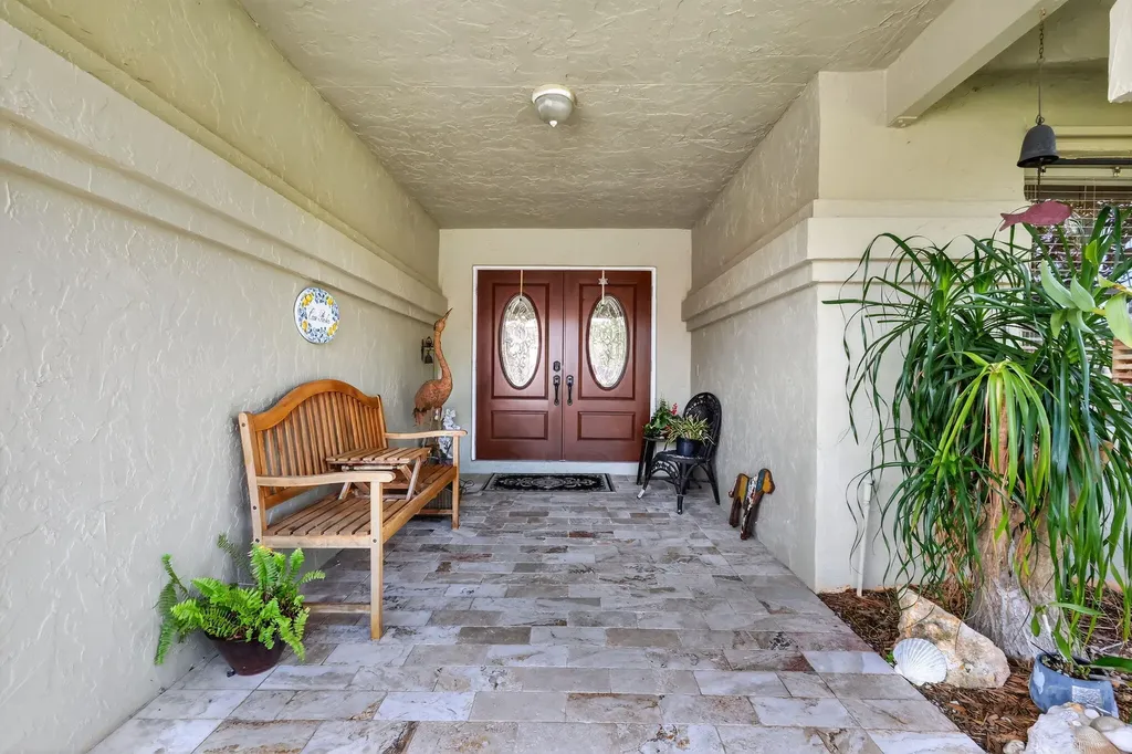 5875 Sun Pointe Circle Boynton Beach FL 33437