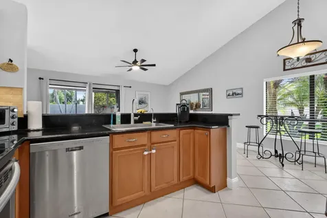 5875 Sun Pointe Circle Boynton Beach FL 33437