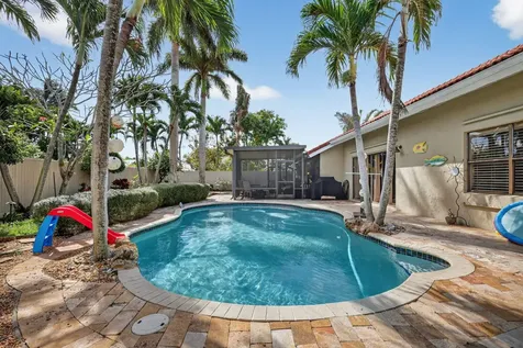 5875 Sun Pointe Circle Boynton Beach FL 33437