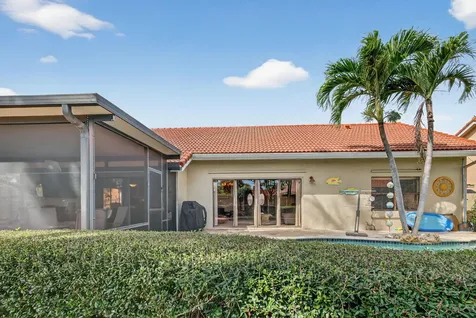 5875 Sun Pointe Circle Boynton Beach FL 33437