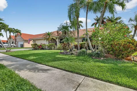 5875 Sun Pointe Circle Boynton Beach FL 33437