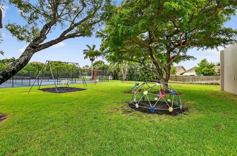 5875 Sun Pointe Circle Boynton Beach FL 33437