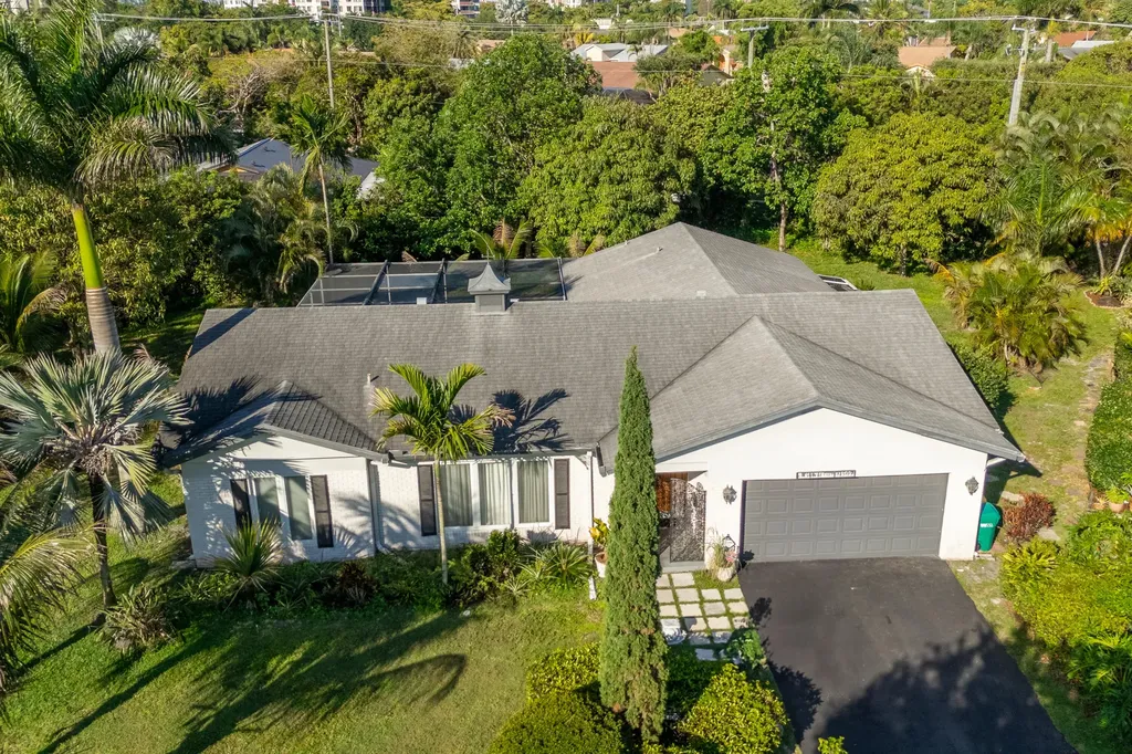 4507 Norfolk Island Pine Drive Tamarac FL 33319