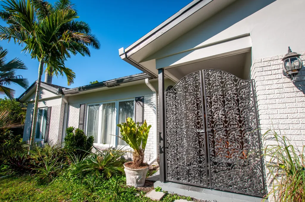 4507 Norfolk Island Pine Drive Tamarac FL 33319