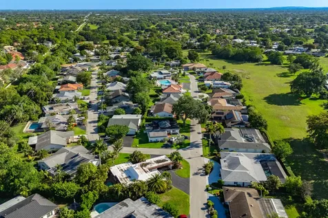 4507 Norfolk Island Pine Drive Tamarac FL 33319