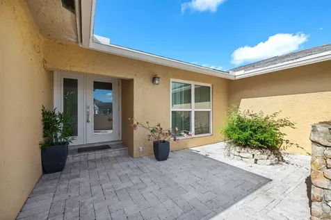 9121 NW 13th Street Plantation FL 33322