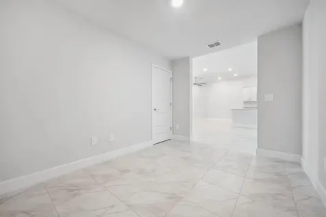 8646 Giovanni Avenue Fort Pierce FL 34951