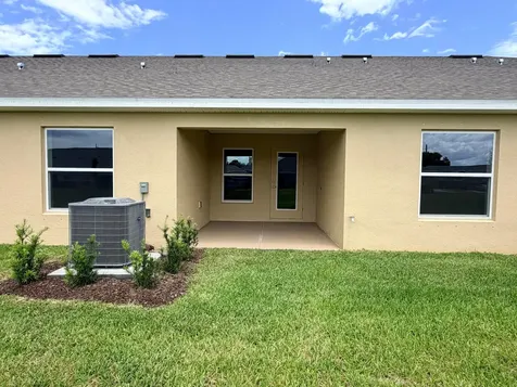 8646 Giovanni Avenue Fort Pierce FL 34951