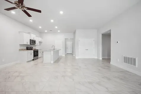 8646 Giovanni Avenue Fort Pierce FL 34951
