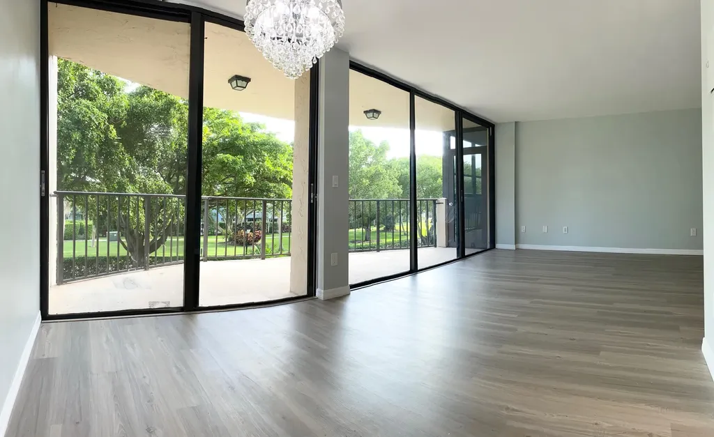 859 Jeffery Street Boca Raton FL 33487