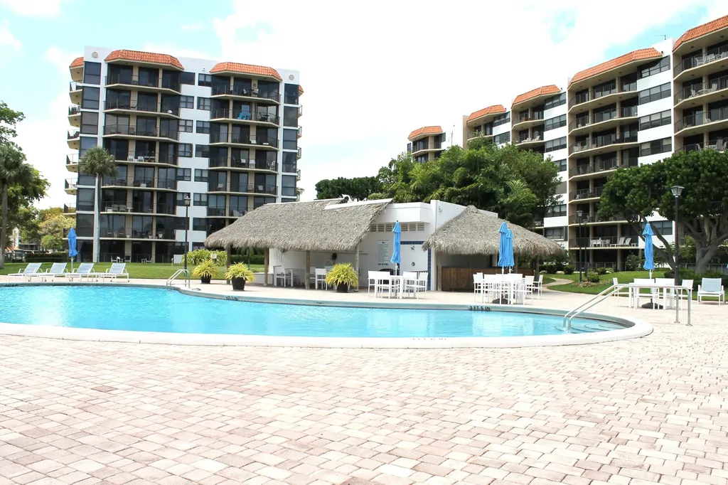 859 Jeffery Street Boca Raton FL 33487