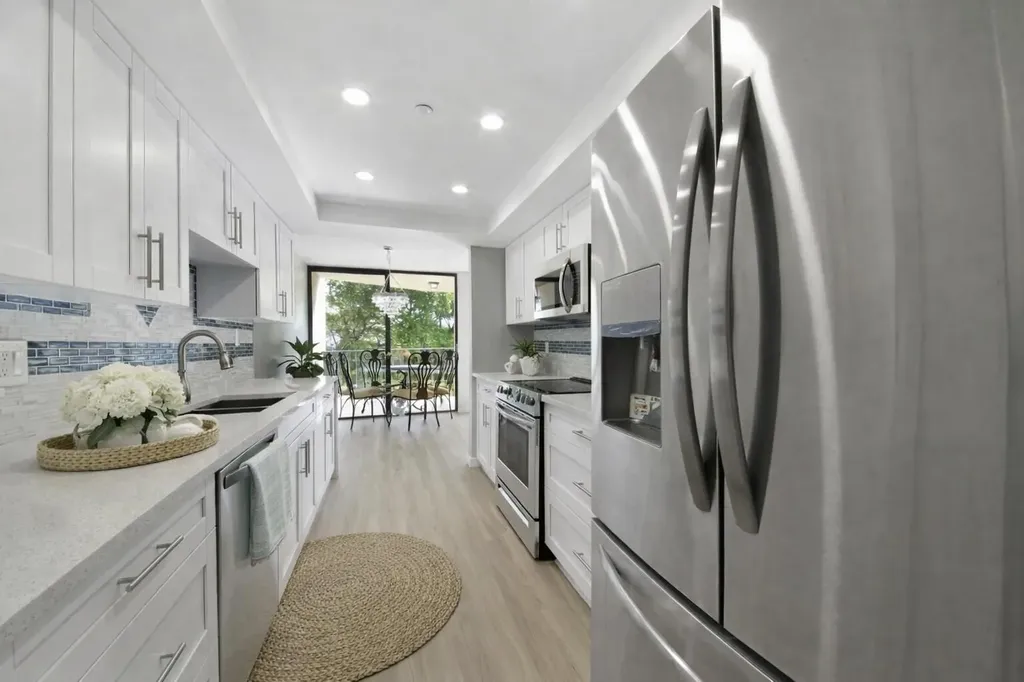 859 Jeffery Street Boca Raton FL 33487