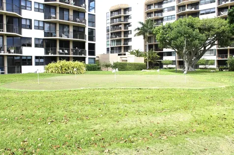 859 Jeffery Street Boca Raton FL 33487